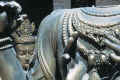032.jpg (16549 byte)